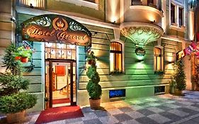 General Hotel Prague 5*